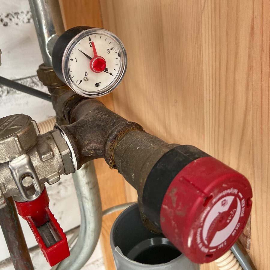 CV te hoge druk oorzaak van lekkage in Rotterdam